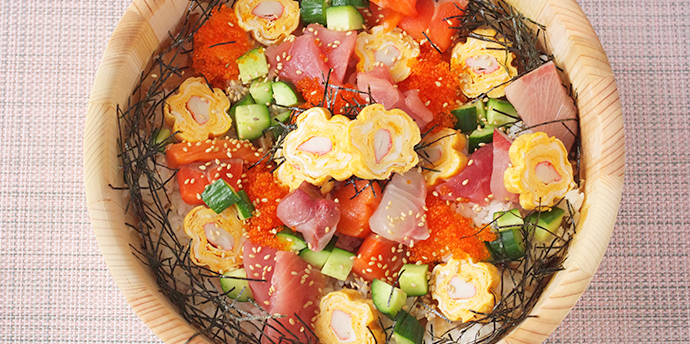 お花の卵焼きが可愛い 海鮮ばらちらしのレシピ ひな祭りや初節句におすすめ Uzuzu