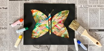 絵の具と刷毛でカラフルな蝶を描こう【簡単親子工作】